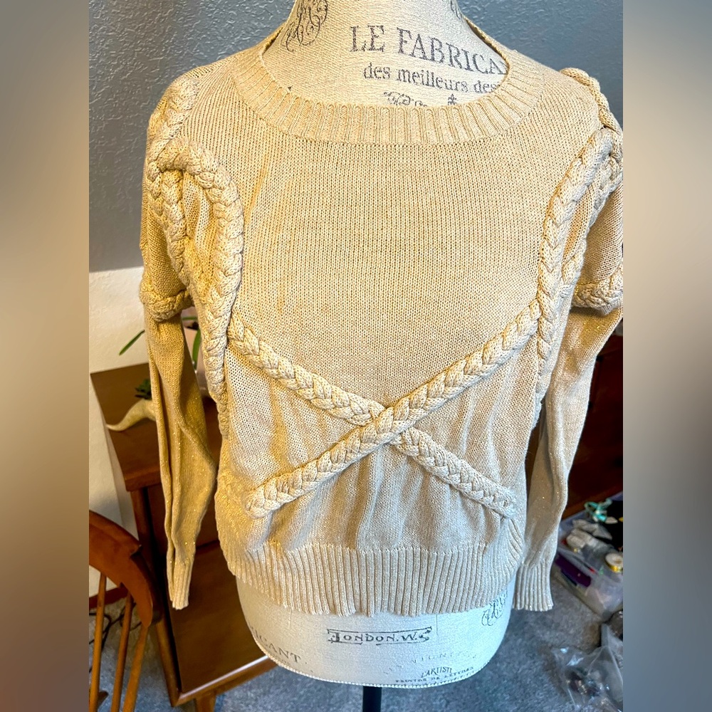 Ebony Eve Sweater